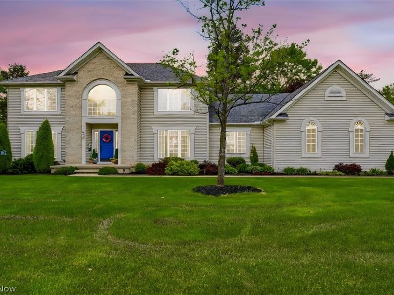 10830 Lakebrook Drive, Kirtland, OH 44094 Photo 3