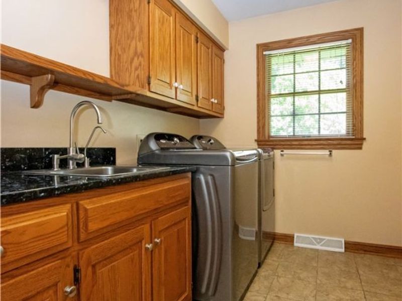 1570 Wildwood Drive, Wooster, OH 44691 Photo 15