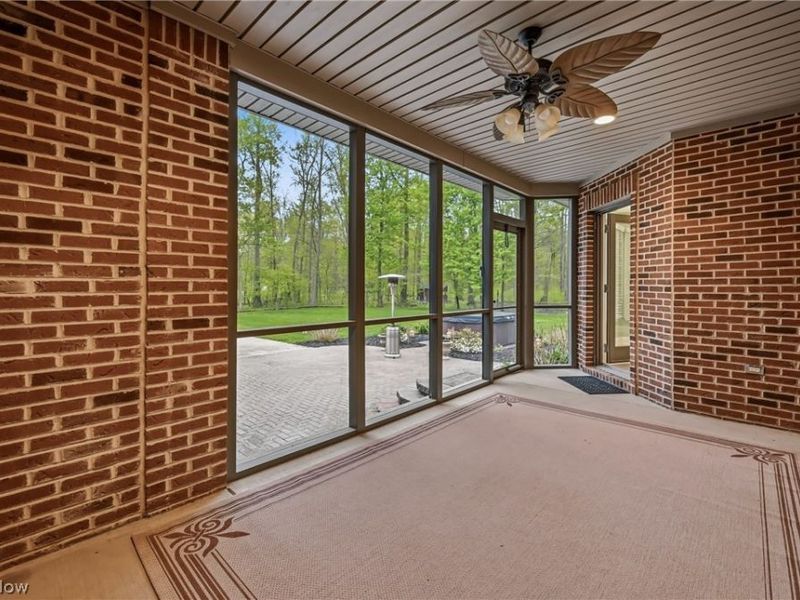 2520 Eastpoint Heights Drive SE, Howland, OH 44484 Photo 18