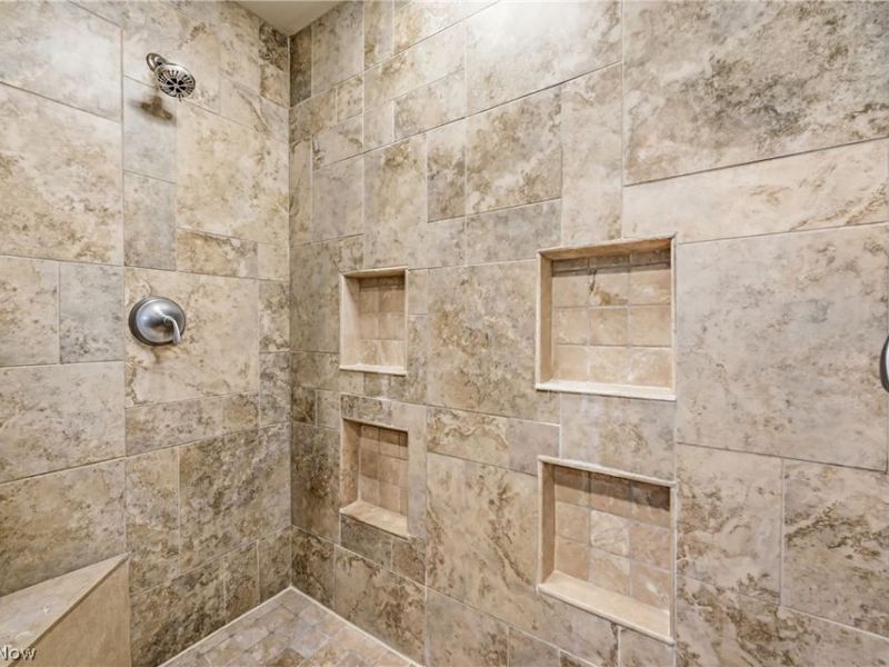2520 Eastpoint Heights Drive SE, Howland, OH 44484 Photo 36