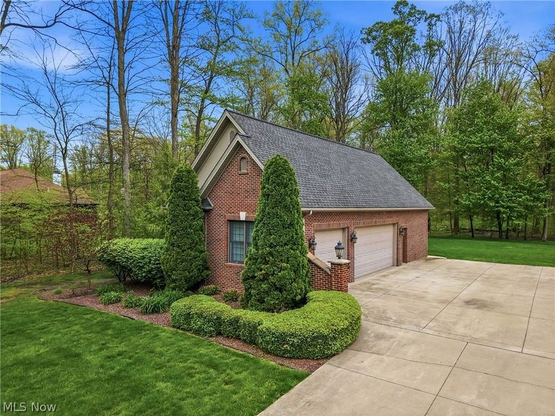 2520 Eastpoint Heights Drive SE, Howland, OH 44484 Photo 6
