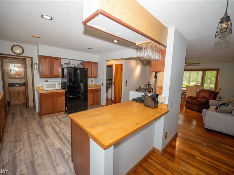 18889 Riverview Drive , Chagrin Falls, OH 44023 Photo 18