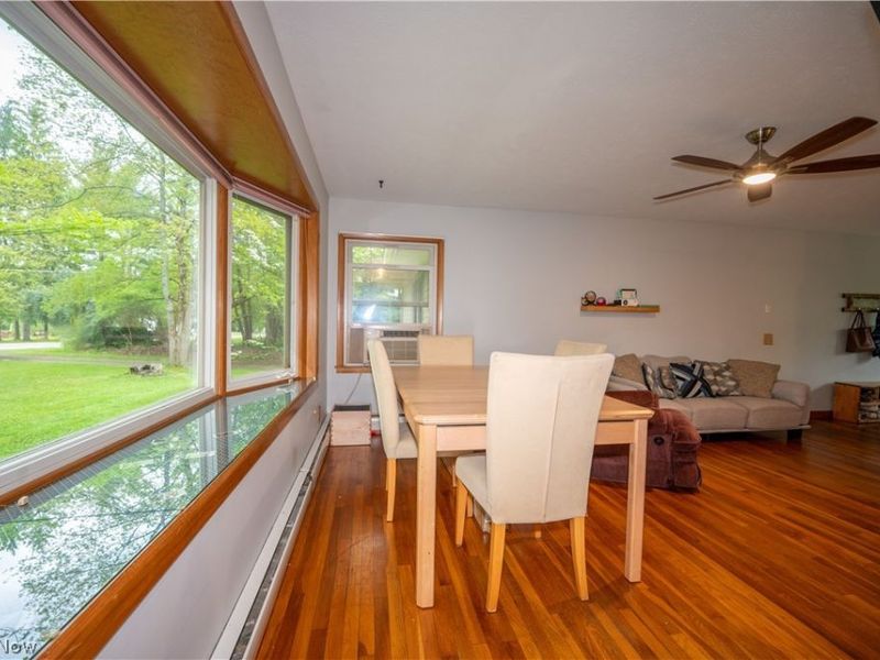 18889 Riverview Drive , Chagrin Falls, OH 44023 Photo 4