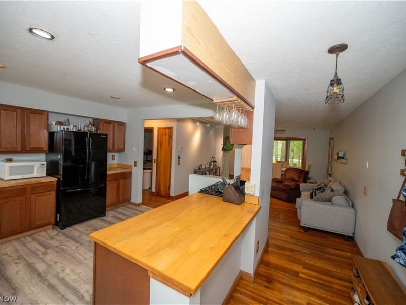 18889 Riverview Drive , Chagrin Falls, OH 44023 Photo 7