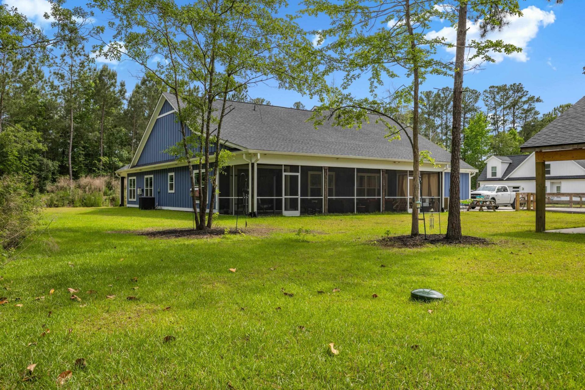 1945 Emery Rd. Photo 65