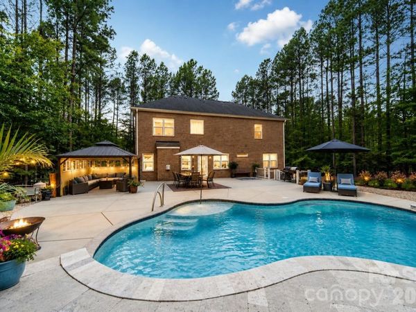 512 Stillwater Road, Troutman, NC 28166