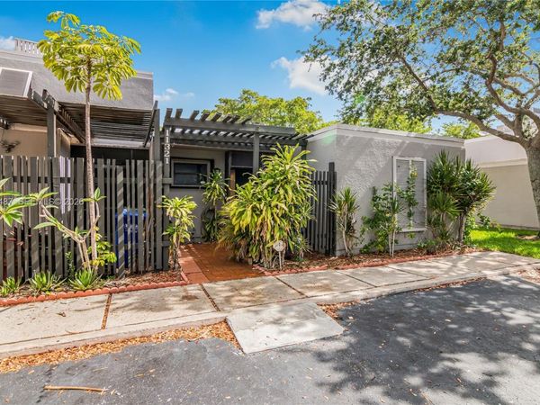 11321 NW 16TH COURT , Pembroke Pines, FL 33026