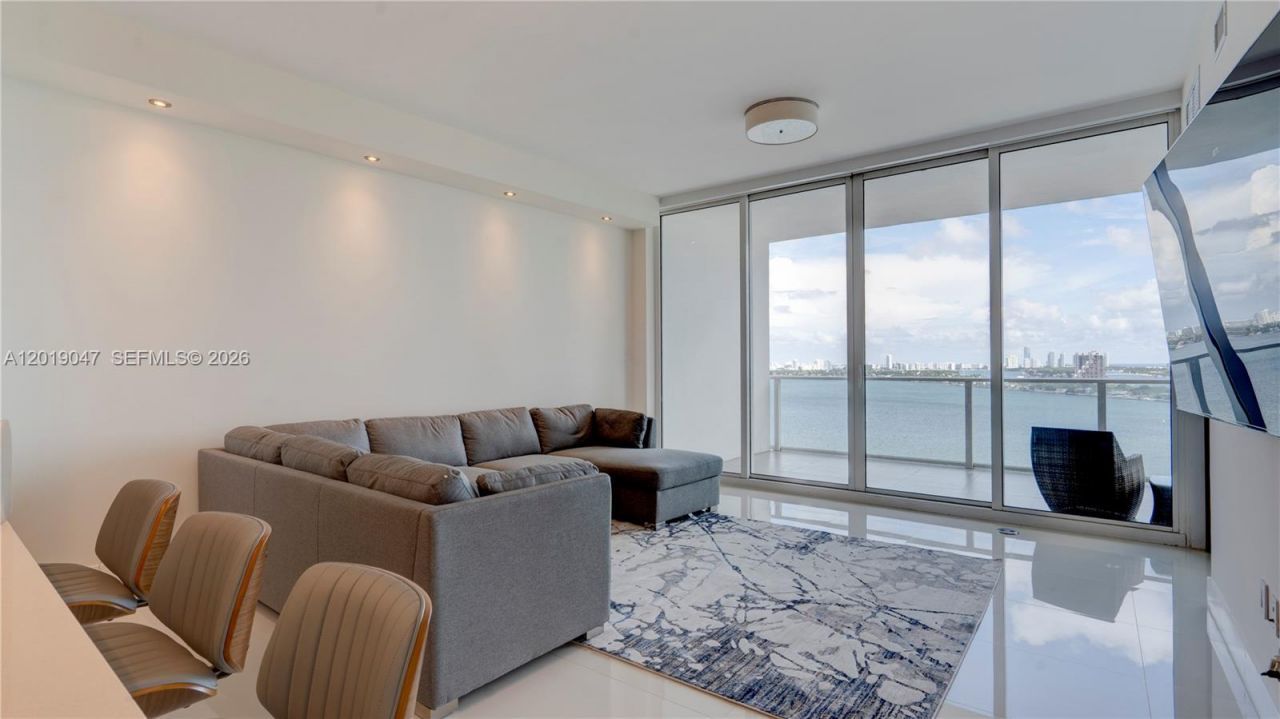 2020 N Bayshore Dr , Unit 1905, Miami, FL 33137 Photo