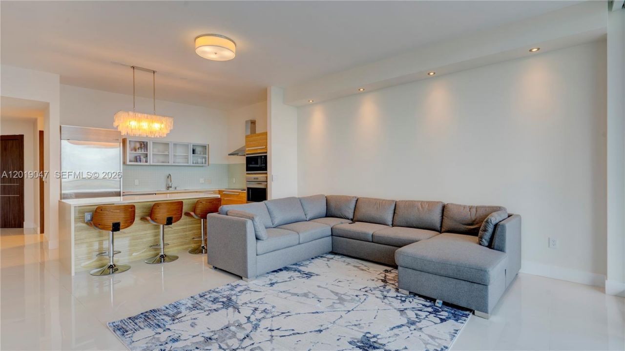 2020 N Bayshore Dr , Unit 1905, Miami, FL 33137 Photo