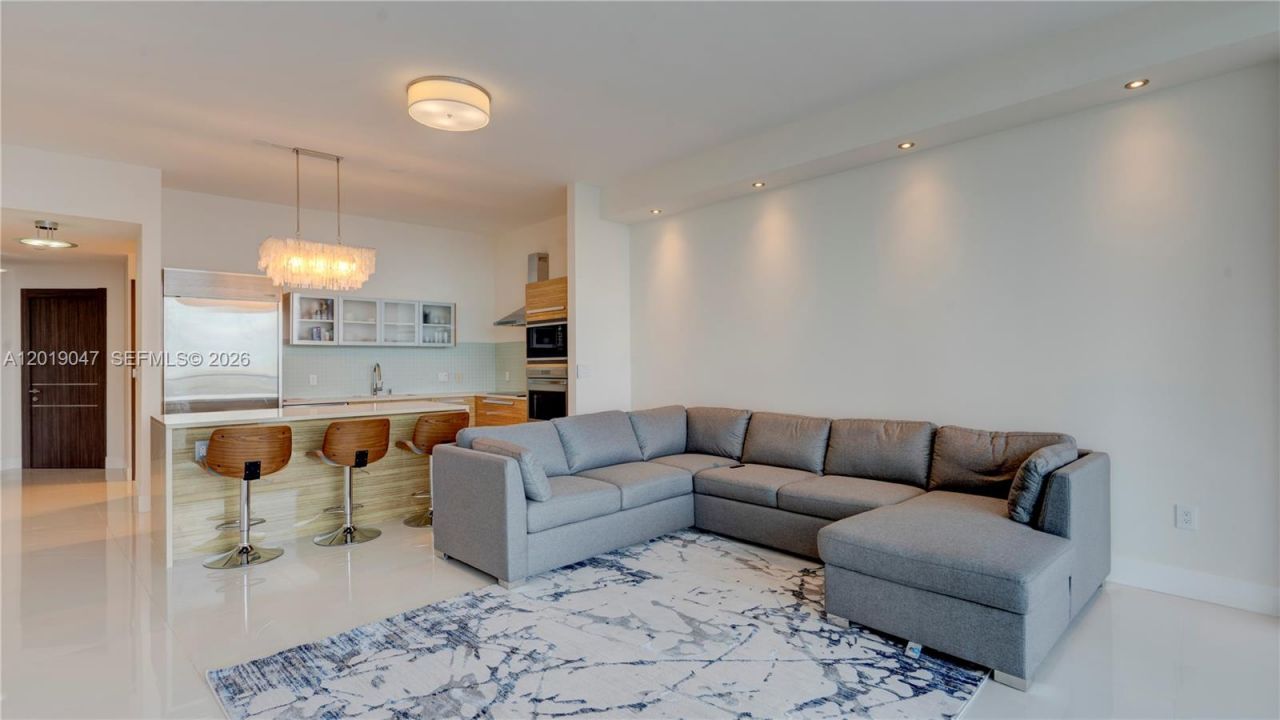 2020 N Bayshore Dr , Unit 1905, Miami, FL 33137 Photo