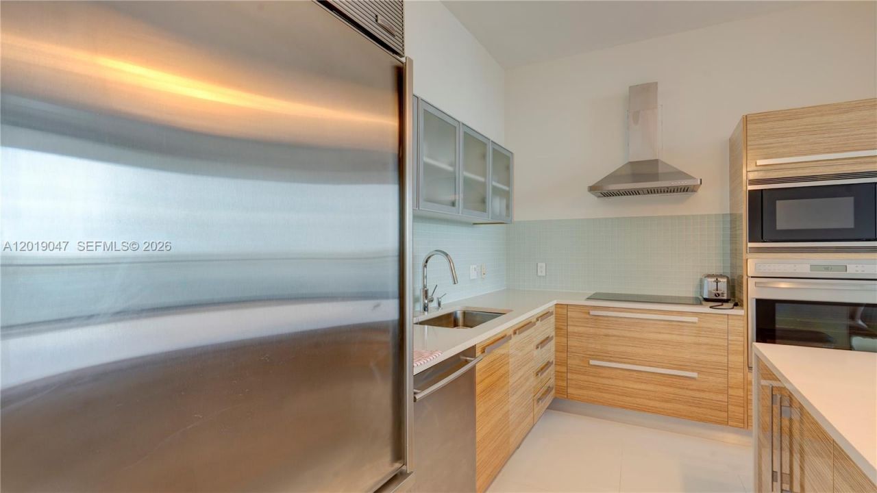 2020 N Bayshore Dr , Unit 1905, Miami, FL 33137 Photo