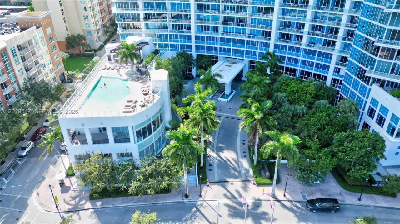 2020 N Bayshore Dr , Unit 1905, Miami, FL 33137 Photo