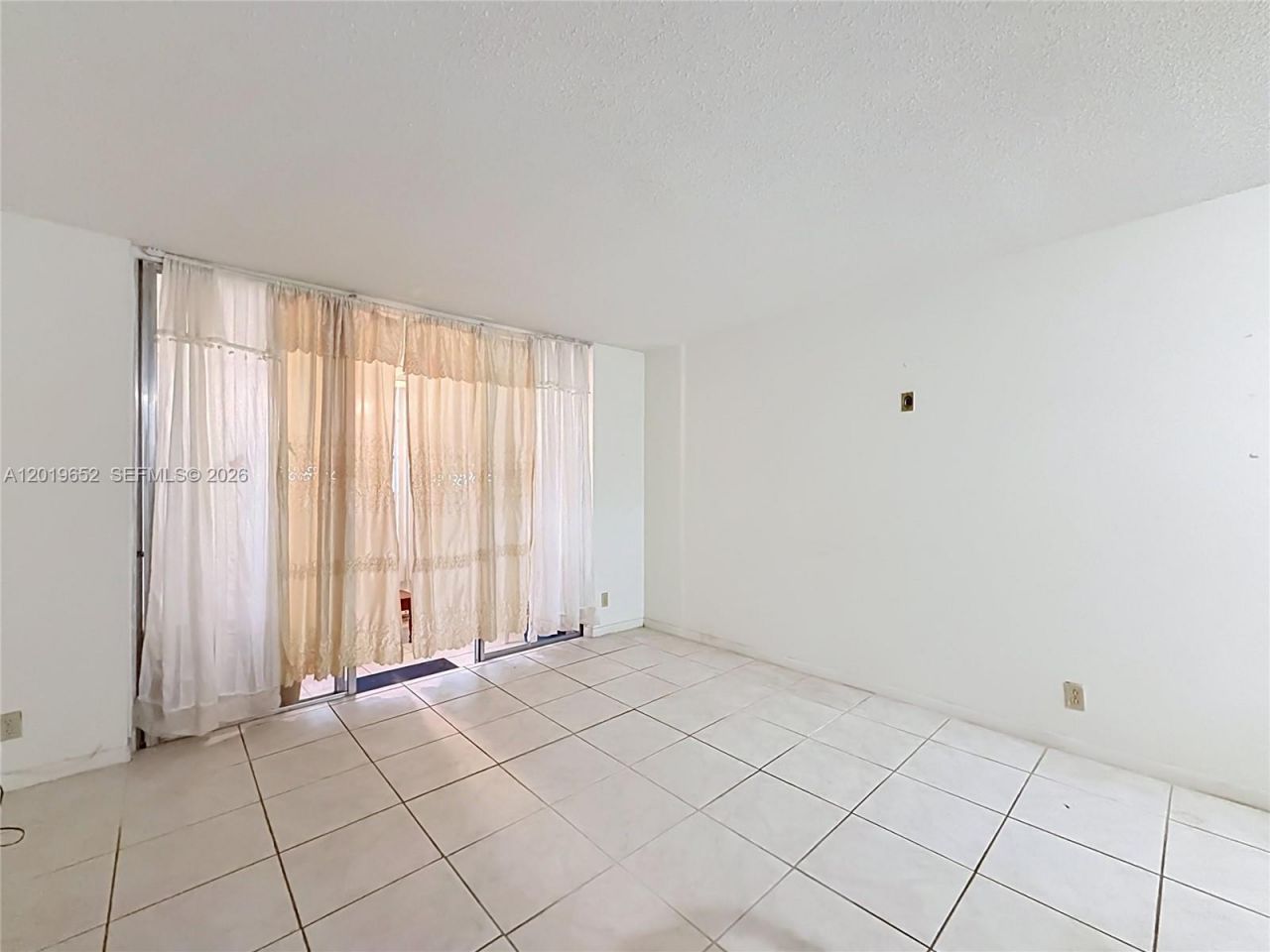 3000 NW 48th Ter, Unit 126, Lauderdale Lakes, FL 33313 Photo