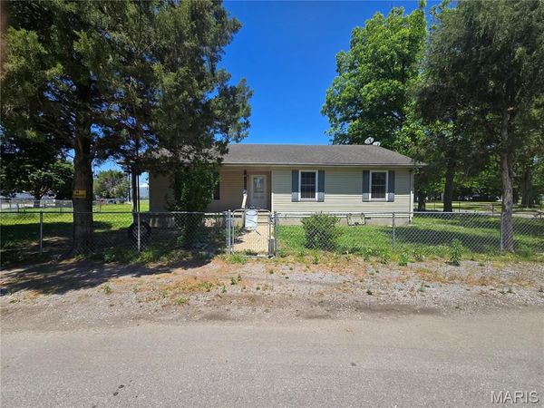 403 Tyler St , East Prairie, MO 63845