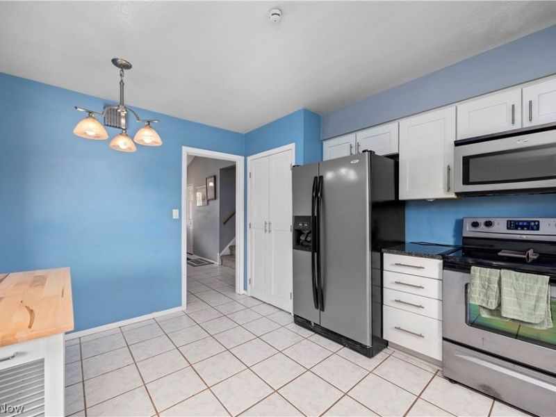 25082 Randall Drive, North Olmsted, OH 44070 Photo 10