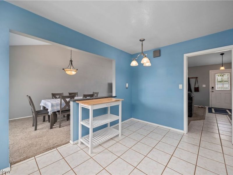 25082 Randall Drive, North Olmsted, OH 44070 Photo 11