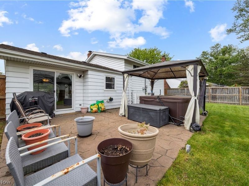25082 Randall Drive, North Olmsted, OH 44070 Photo 29