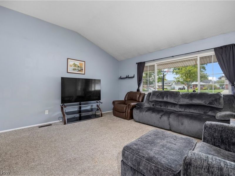 25082 Randall Drive, North Olmsted, OH 44070 Photo 5