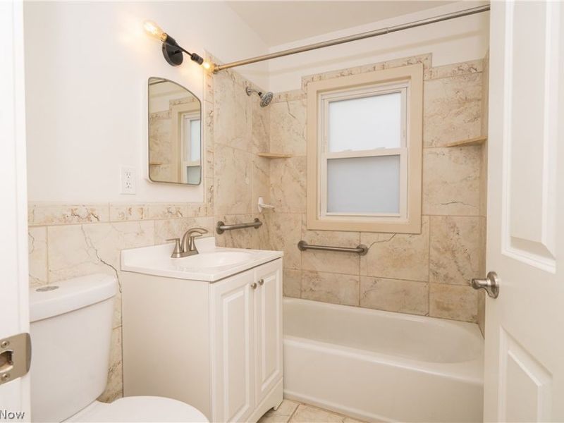 4020 Stratmore Avenue, Youngstown, OH 44511 Photo 4