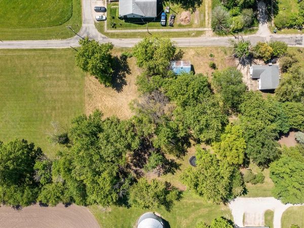 501 N State Street , Bellflower, IL 62174