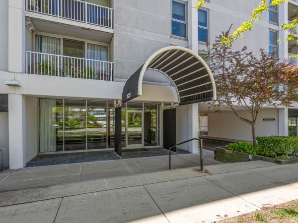 1625 Sheridan Road , Unit 206, Wilmette, IL 60091