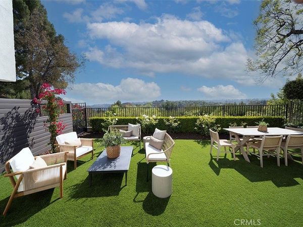 2665 Angelo Drive, Los Angeles, CA 90077