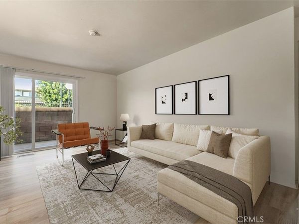 801 S Lyon, Unit A105, Santa Ana, CA 92705