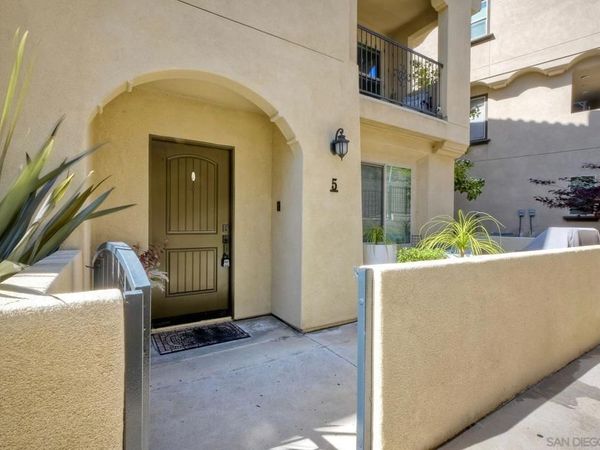 1577 Castillo Way, Unit 5, Vista, CA 92081