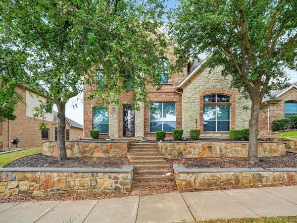 424 Castle, DeSoto, TX 75115