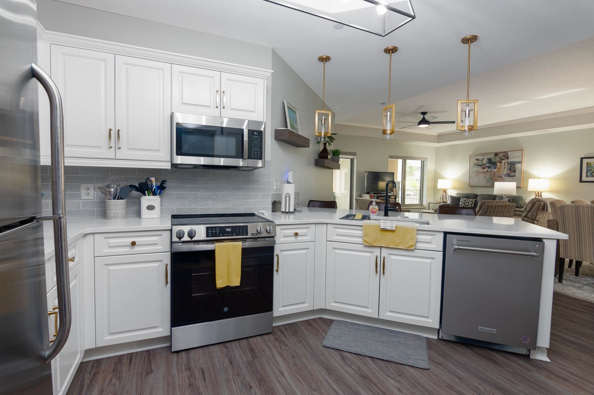 9994 Beach Club Dr.  Photo 19
