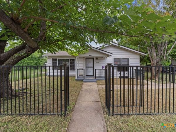 1104 N 10th Street , Killeen, TX 76541