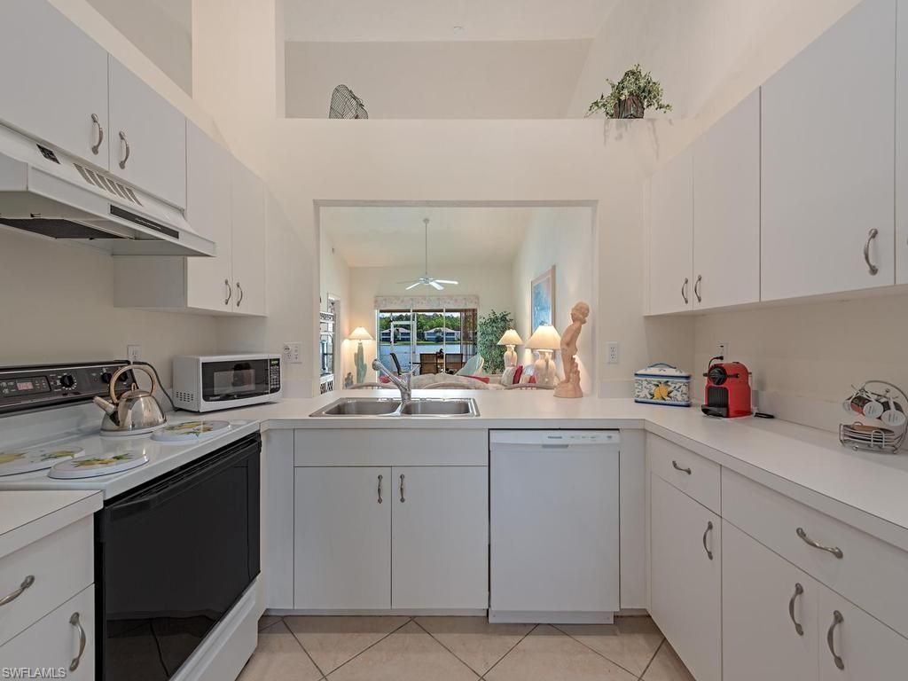 2960 W Crown Pointe Blvd, Naples, FL 34112 Photo