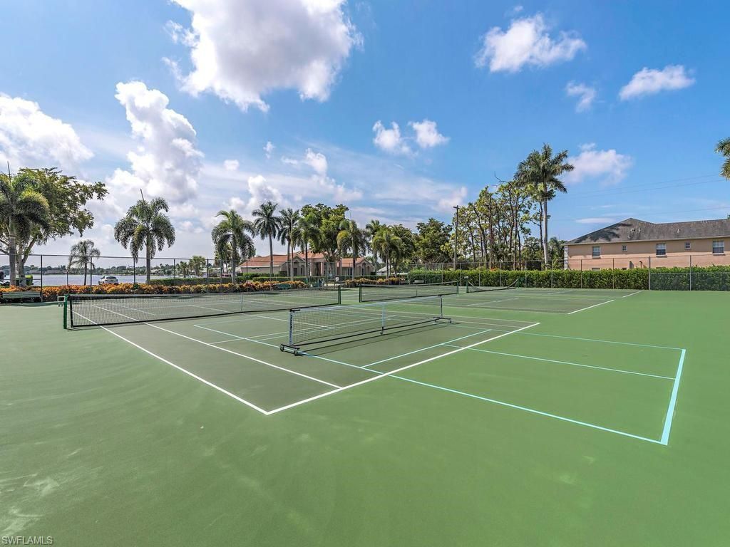 2960 W Crown Pointe Blvd, Naples, FL 34112 Photo