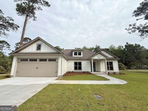 1811 Iris Street, Adel, GA 31620