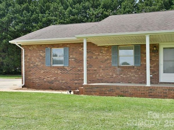 152 Glen Gar Drive, Lincolnton, NC 28092