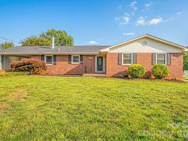 4012 Allison Street, Hickory, NC 28601