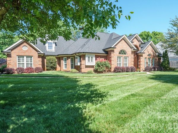 5639 Gristmill Lane, Mint Hill, NC 28227