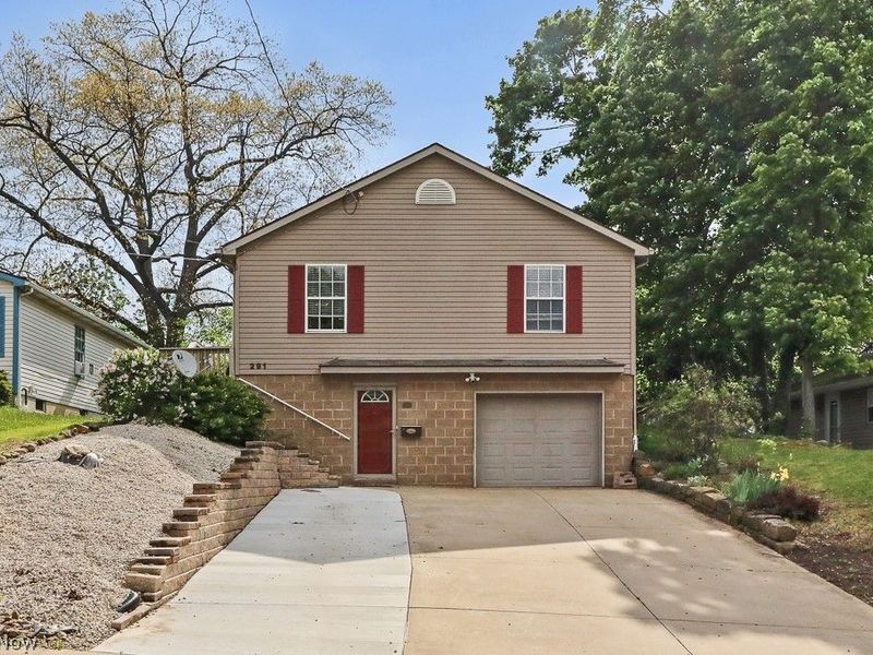 291 Schrop Avenue, Akron, OH 44312 Photo 2