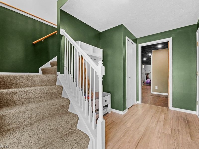 291 Schrop Avenue, Akron, OH 44312 Photo 6