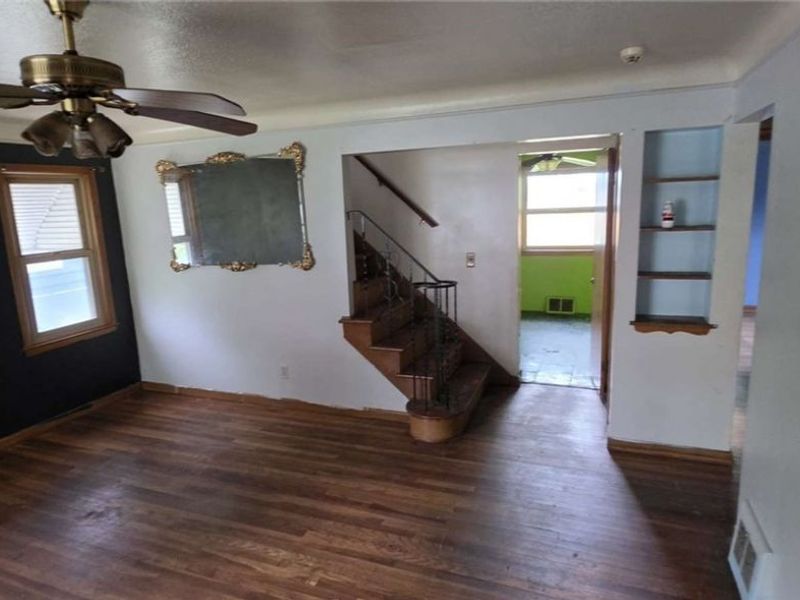 16415 Huntmere Avenue, Cleveland, OH 44110 Photo 5