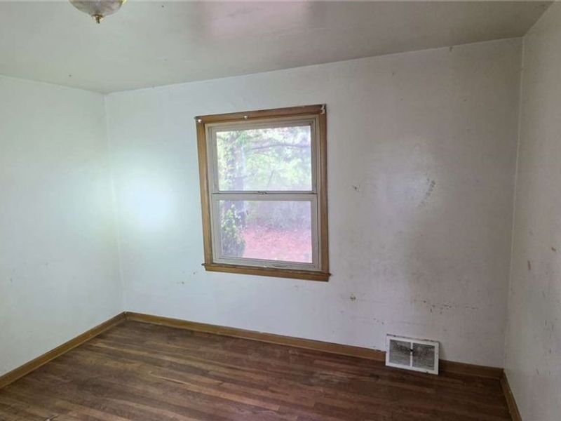 16415 Huntmere Avenue, Cleveland, OH 44110 Photo 6