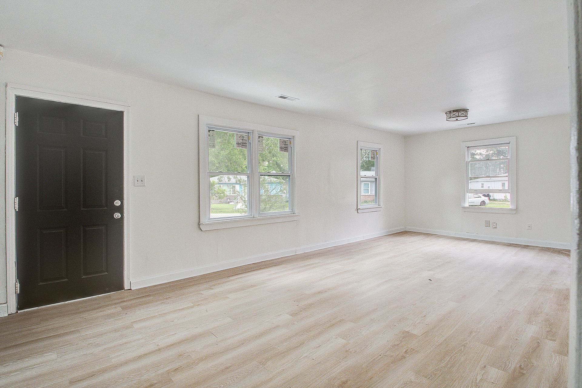 151 Stratton Drive Photo 10