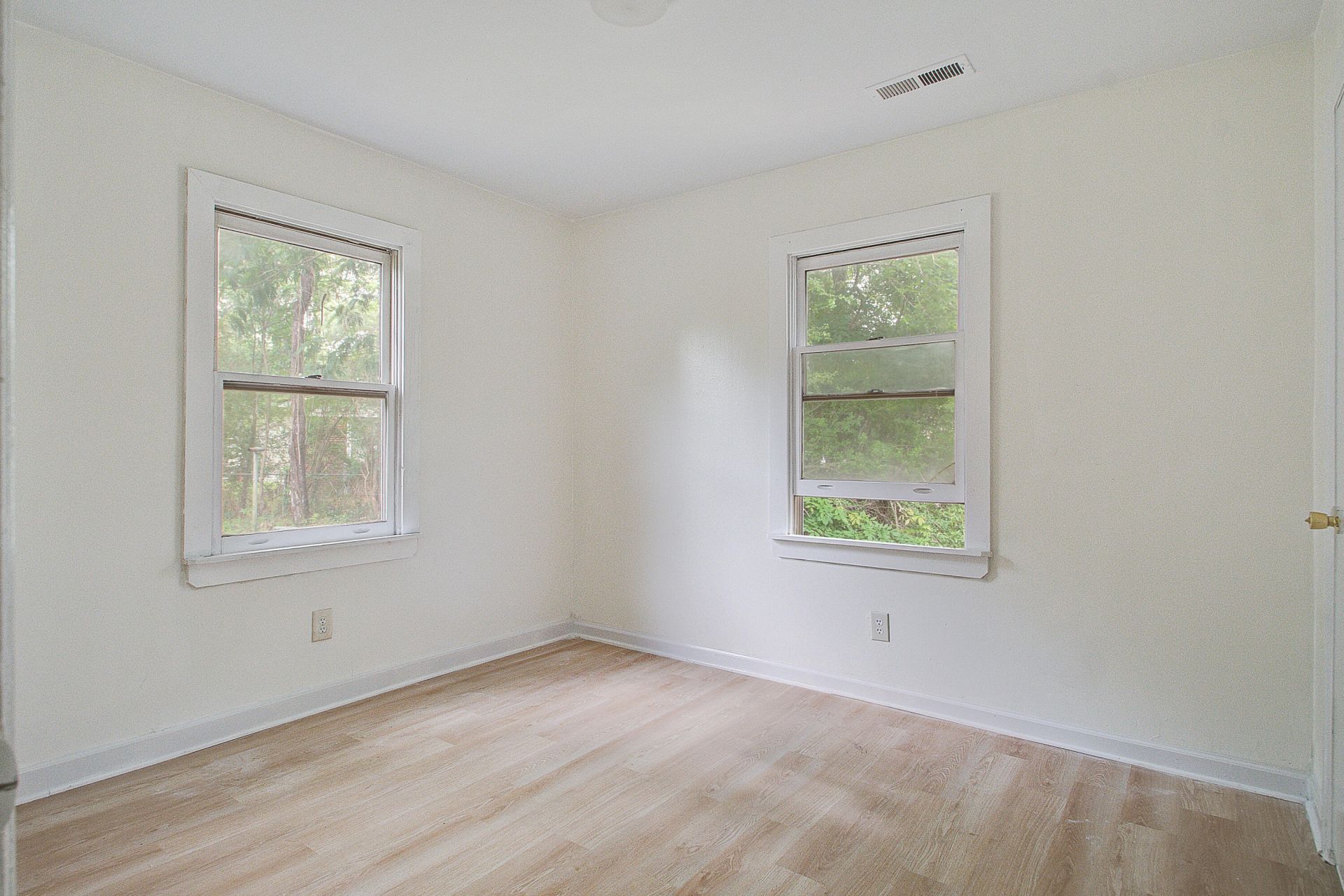 151 Stratton Drive Photo 19