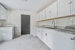 151 Stratton Drive photo 4