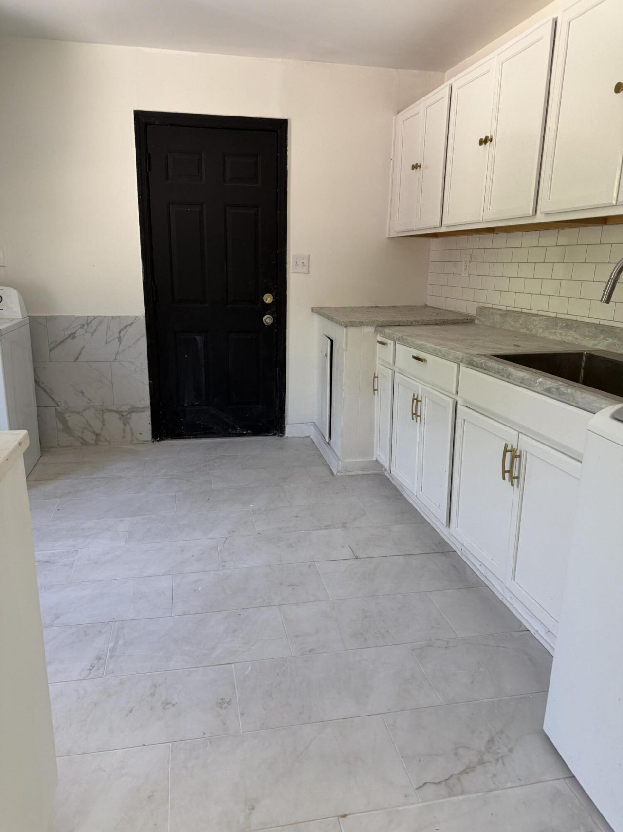 151 Stratton Drive Photo 4