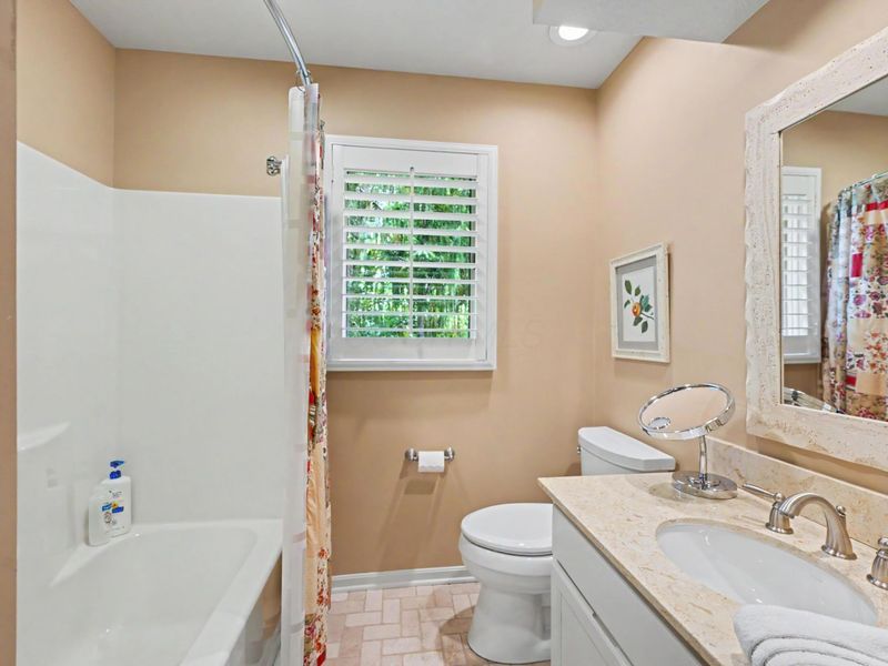 4255 Kersey Court, Columbus, OH 43221 Photo 45