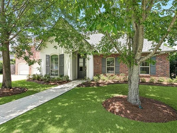 768 LIBBY Lane, Mandeville, LA 70471