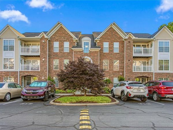 2219 Delaney Drive, Unit 214, Burlington, NC 27215