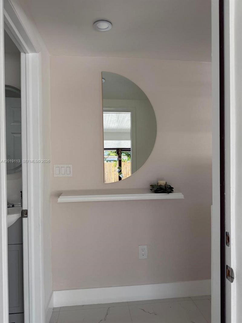 2541 W 10th Ave , Hialeah, FL 33010 Photo