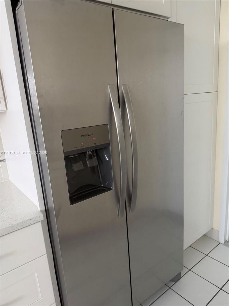 100 Golden Isles Dr , Unit 313, Hallandale Beach, FL 33009 Photo